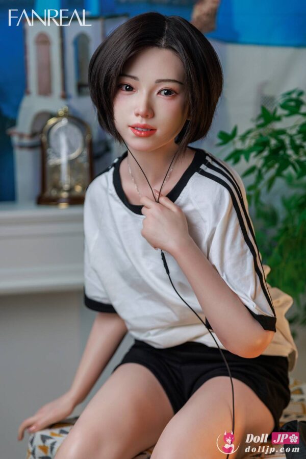 FANREAL-153B-Molly-ros-fair-02-22
