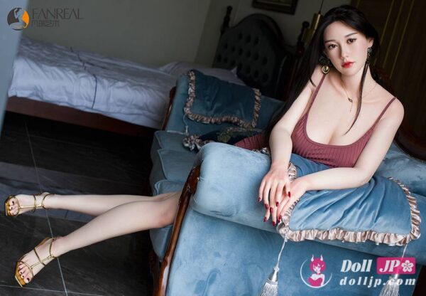 FANREAL-172E-Vivi-fair-33