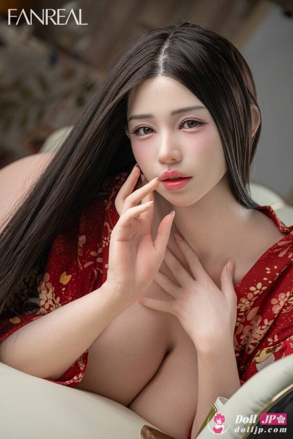 FANREAL-166J-Nora-ros-fair-2-17