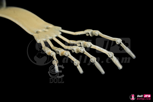 SE-Articulated Toes-05-jp