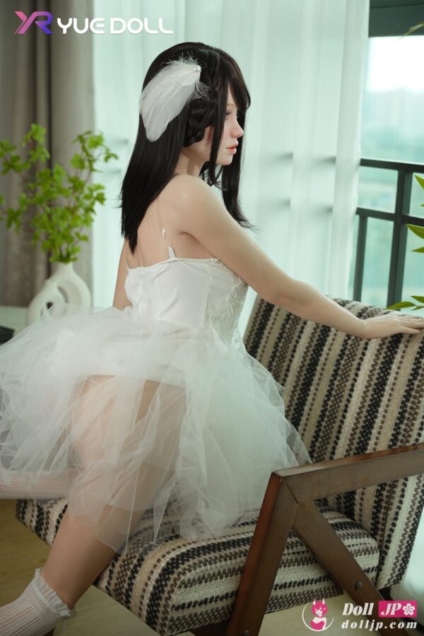 Seamless-Neck-Silicone-Sex-Doll-Yue-Lolis-2-150cm-B-cup-03